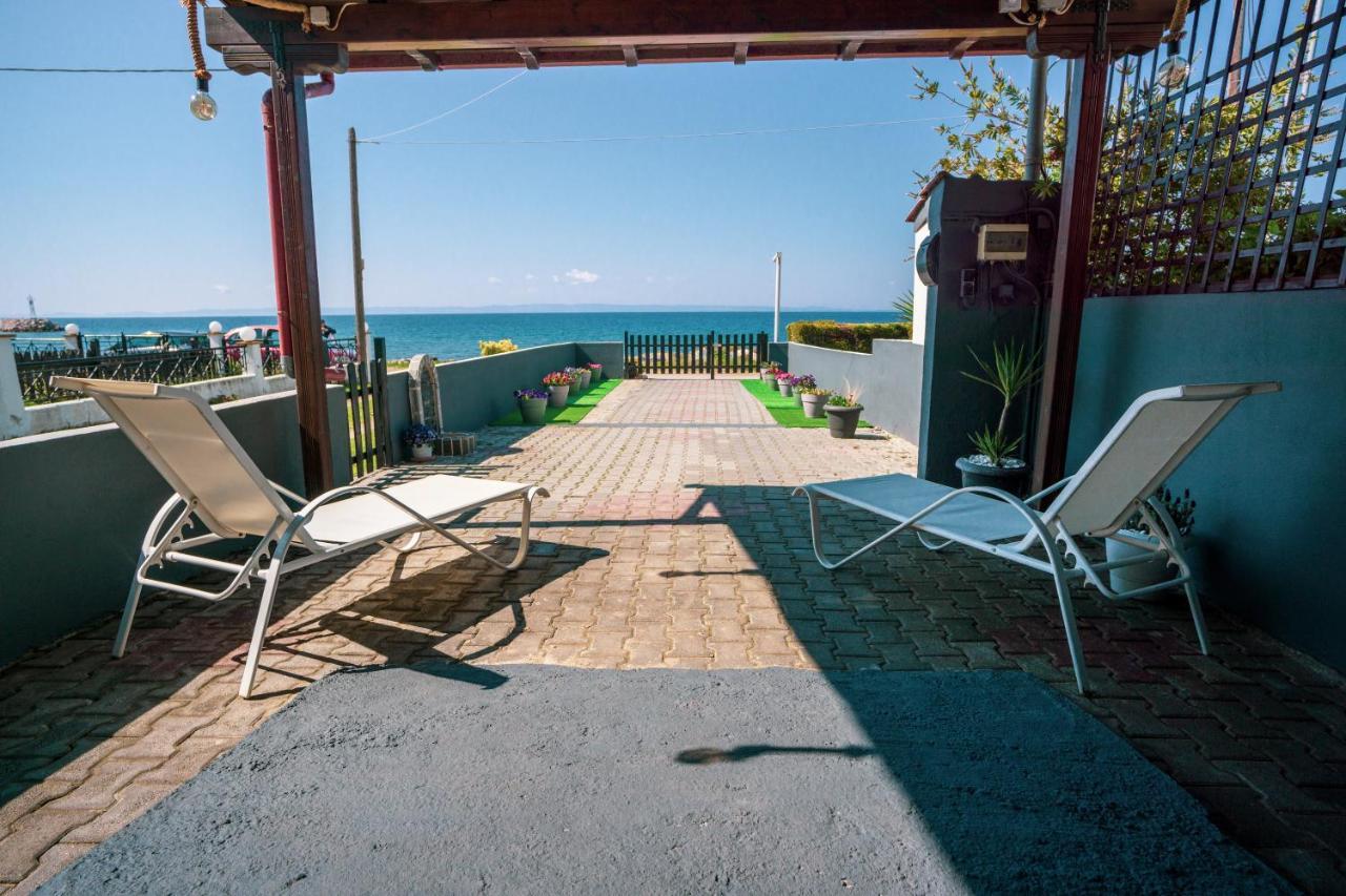 Seashell Luxury Apartment Nikiti  Exterior photo